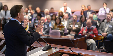 CT-Biz-Day Lamont 030420