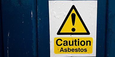 Asbestos present signage
