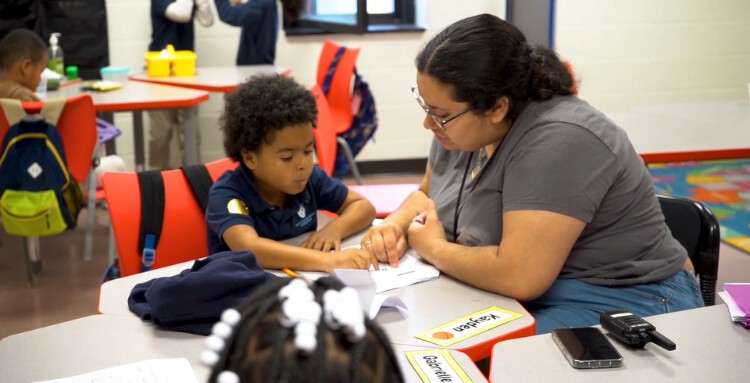 CBIA BizCast: Hall Neighborhood House Enriches Bridgeport
