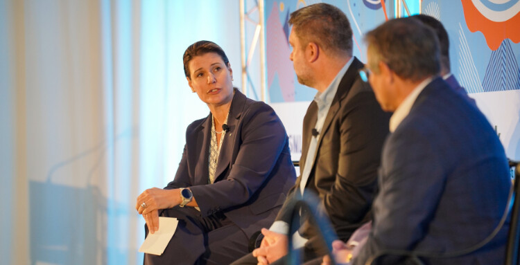 Team Hawk: Sikorsky Highlights Supply Chain Relationships