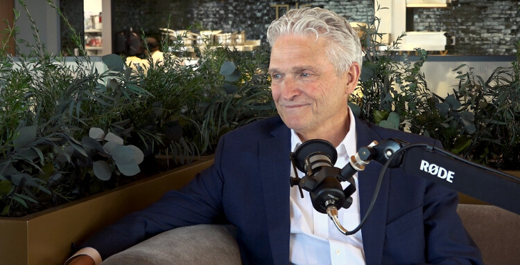 HSB's Barats to Retire as CEO